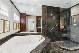 142 Rockaway Ave, Garden City, NY 11530 - Photo 15