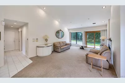 73 S Pond Lane, Smithtown, NY 11787 - Photo 9