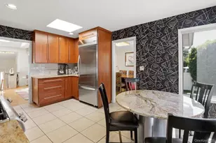 36 Harriet Dr, Syosset, NY 11791 - Photo 7