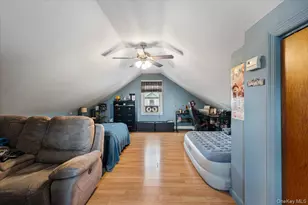 205 Roslyn Rd, Mineola, NY 11501 - Photo 33