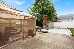 205 Roslyn Rd, Mineola, NY 11501 - Photo 5