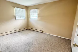 255 Brookside Ct, Copiague, NY 11726 - Photo 7