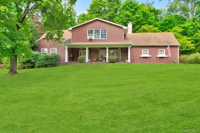 10 Linda Drive, Suffern, NY 10901 - Photo 1