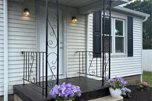 717 6th St, West Babylon, NY 11704 - Photo 25
