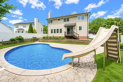 62 Oceanview Boulevard, Manorville, NY 11949 - Photo 45