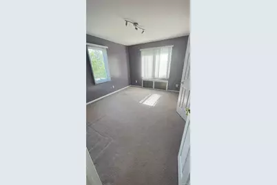 8015 260th Street, Glen Oaks, NY 11004 - Photo 15