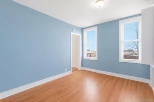 12-25 119th St, College Point, NY 11356 - Photo 11