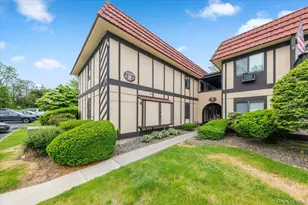 8 Loudon Dr, Fishkill, NY 12524 - Photo 5