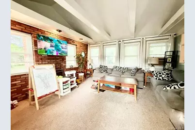153 Parkwood Drive, Shirley, NY 11967 - Photo 11
