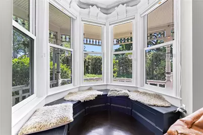 19 Howe Place, Bronxville, NY 10708 - Photo 5