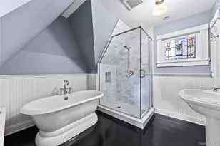 19 Howe Pl, Bronxville, NY 10708 - Photo 23