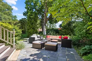 19 Howe Pl, Bronxville, NY 10708 - Photo 29
