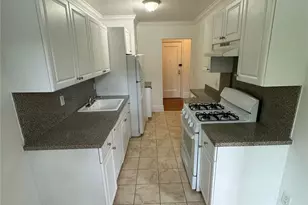 10 Wright Pl, Scarsdale, NY 10583 - Photo 3
