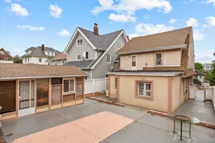 14837 86th Ave, Jamaica, NY 11435 - Photo 39
