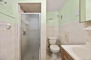 14837 86th Ave, Jamaica, NY 11435 - Photo 35
