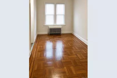 2043 Mayflower Avenue, Bronx, NY 10461 - Photo 7