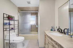 211 Cantiague Rock Rd, Westbury, NY 11590 - Photo 19