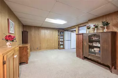 175 Lee Avenue, Hicksville, NY 11801 - Photo 13