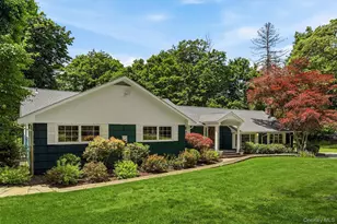 2341 Blue Spruce Dr, Yorktown Heights, NY 10598 - Photo 3