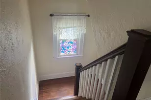 5 York Pl, Merrick, NY 11566 - Photo 7