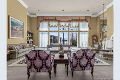 19 Mallard Drive, Lloyd Harbor, NY 11743 - Photo 11