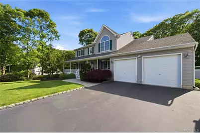 77 N Woods Road, Calverton, NY 11933 - Photo 5