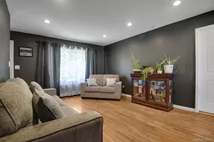 45 Sheraton Dr, Poughkeepsie, NY 12601 - Photo 5
