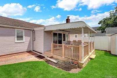3104 Royal Avenue, Oceanside, NY 11572 - Photo 19