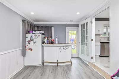 299 Mount Vernon Avenue, Medford, NY 11763 - Photo 7