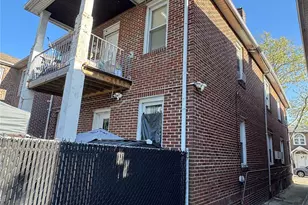 1065 Stell Pl, Bronx, NY 10469 - Photo 3