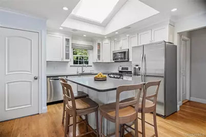 190 Sexton Road, West Babylon, NY 11704 - Photo 13