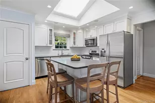 190 Sexton Rd, West Babylon, NY 11704 - Photo 13