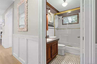 14 Locust Avenue, East Setauket, NY 11733 - Photo 29