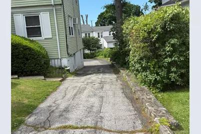 556 Westchester Avenue, Port Chester, NY 10573 - Photo 21