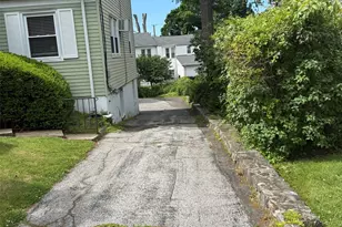 556 Westchester Ave, Port Chester, NY 10573 - Photo 21