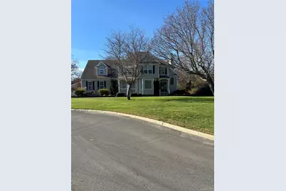 37 N Durkee Lane, Patchogue, NY 11772 - Photo 3