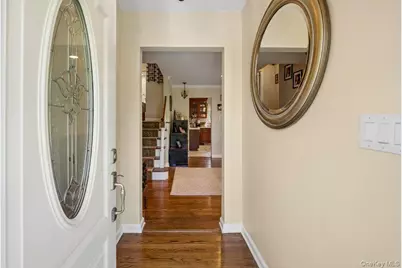 3 Carolyn Place, Bronxville, NY 10708 - Photo 3
