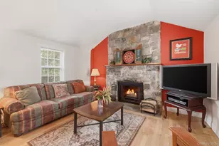 6 Country Club Rd, Hopewell Junction, NY 12533 - Photo 49