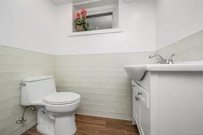 4606 247 Street, Douglaston, NY 11362 - Photo 23