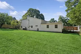 5 Grendon Ln, Farmingville, NY 11738 - Photo 27