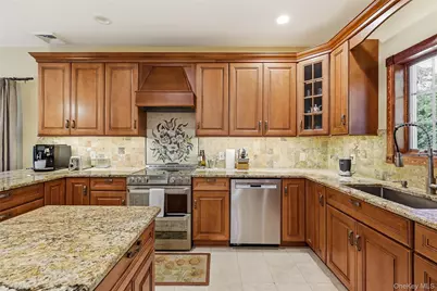 225 Old Willets Path, Smithtown, NY 11787 - Photo 7