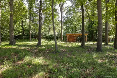 225 Old Willets Path, Smithtown, NY 11787 - Photo 31