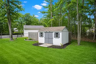 2 Barbara Anne St, Manorville, NY 11949 - Photo 41