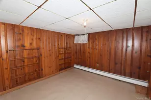 792 Bauer St, Elmont, NY 11003 - Photo 17