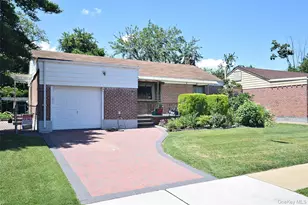 792 Bauer St, Elmont, NY 11003 - Photo 35