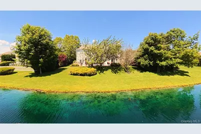 38 Hamlet Woods Drive, Saint James, NY 11780 - Photo 3