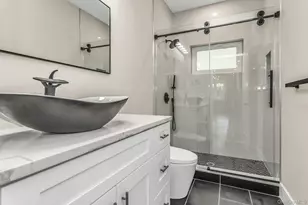 118 W Cherry St, Hicksville, NY 11801 - Photo 27