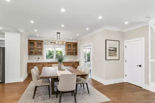118 W Cherry St, Hicksville, NY 11801 - Photo 9