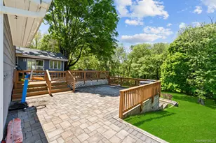 2463 N Pine Grove Ct, Yorktown Heights, NY 10598 - Photo 27