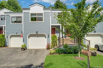 21 Top Of The Ridge #A7, Mamaroneck, NY 10543 - Photo 1